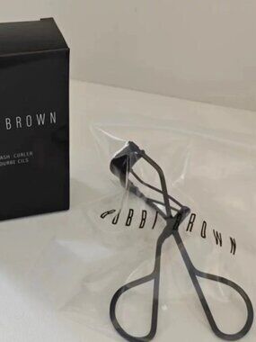 Bobbi Brown Gentle Curl Eyelash Curler NIB